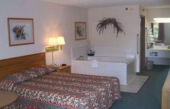 Econo Theater District Lodge Branson